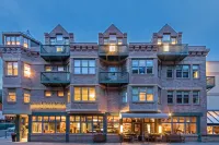 Hotel Columbia