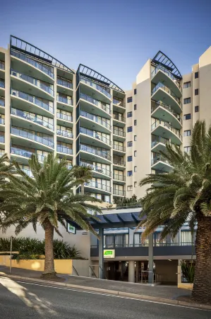 Quest Cronulla Beach