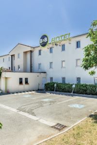 Hotel a roquebrune-sur-argens - Dove soggiornare a roquebrune-sur-argens |  Trip.com