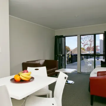 Le Chalet Suisse Motel Taupo