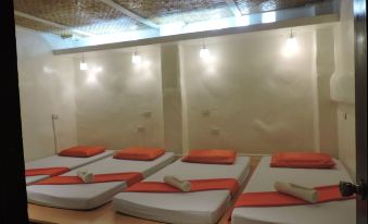2. Orange M..