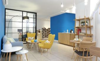 Leopoldo Residence