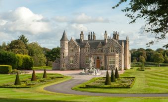 Trump MacLeod House & Lodge, Scotland