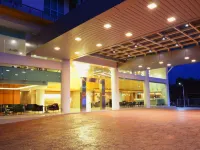 新山V8酒店 鄰近新山異象基督教會（柏林堂）的酒店