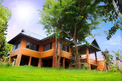 Banphu Montalang Resort Hotels in Mae Hong Son