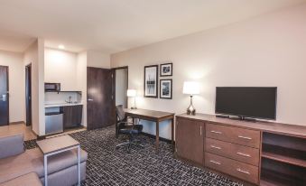 La Quinta Inn & Suites by Wyndham Weatherford OK