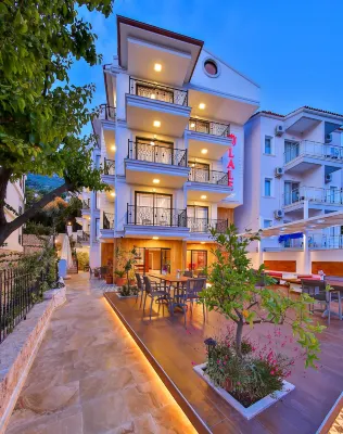 Lale Hotel - ที่มีบาร์