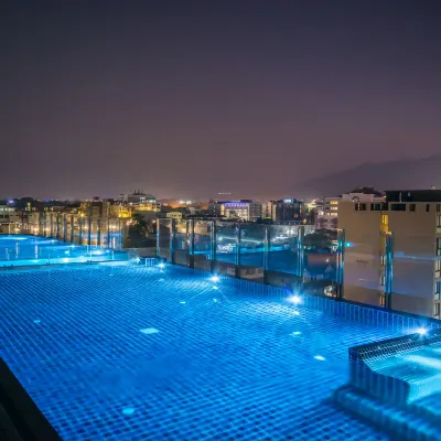 Stay with Nimman Chiang Mai Hotels near Wat Jed Yot