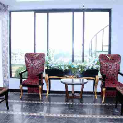 Hotel Platinum Others