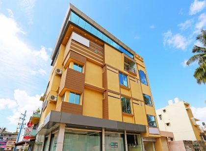 OYO 9583 Hotel Qinn