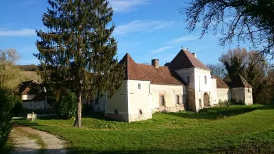 Chateau des Roises