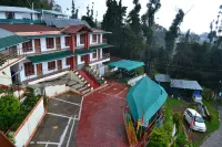 Kodai Sunshine Hotel