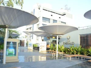 The Emerald Club ,Rajkot