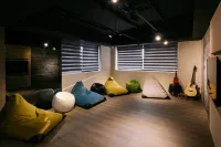 Kiwi Express Hotel (Taichung Station Branch II)