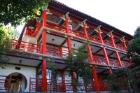 Lishan Guest House Hotels near Wuling Farm