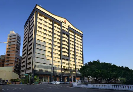 Aeris Hotel Отели рядом со станцией HSR Taichung Station