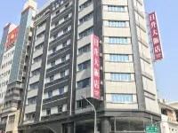 Sunrise Hotel Các khách sạn gần Sân bay Đài Nam