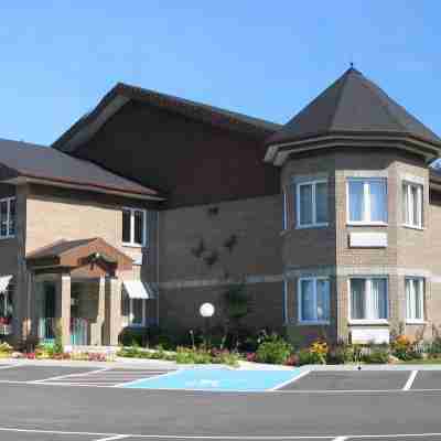 Hôtel & Suites Normandin Lévis Hotel Exterior