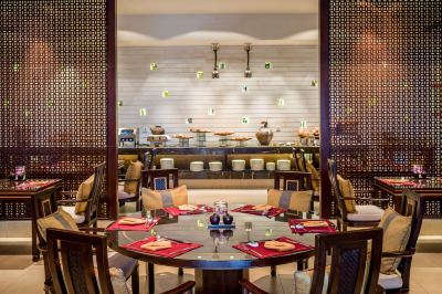 レストラン バンヤンツリー ランコーの写真