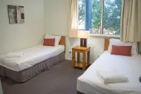 海濱度假公寓 Tacking Point燈塔附近的飯店