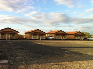 沙漠草原旅館