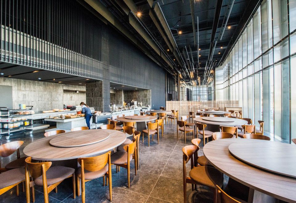 오리엔트 럭셔리 호텔 이미지