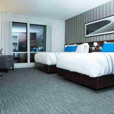 The Grand Winnipeg Airport Hotel by Lakeview Rooms