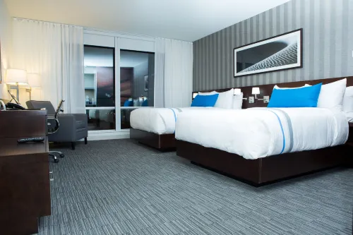 The Grand Winnipeg Airport Hotel by Lakeview - Homestays