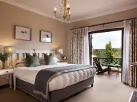 Oliver's Restaurant & Lodge Hotels in White River