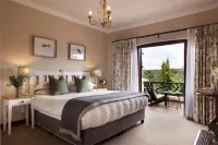 Oliver's Restaurant & Lodge Hotels in White River