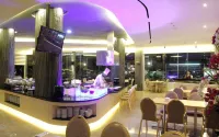 89 Hotel