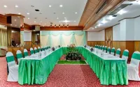 Charoen Hotel