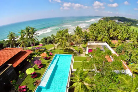 Utmt - Underneath the Mango Tree Spa & Beach Resort
