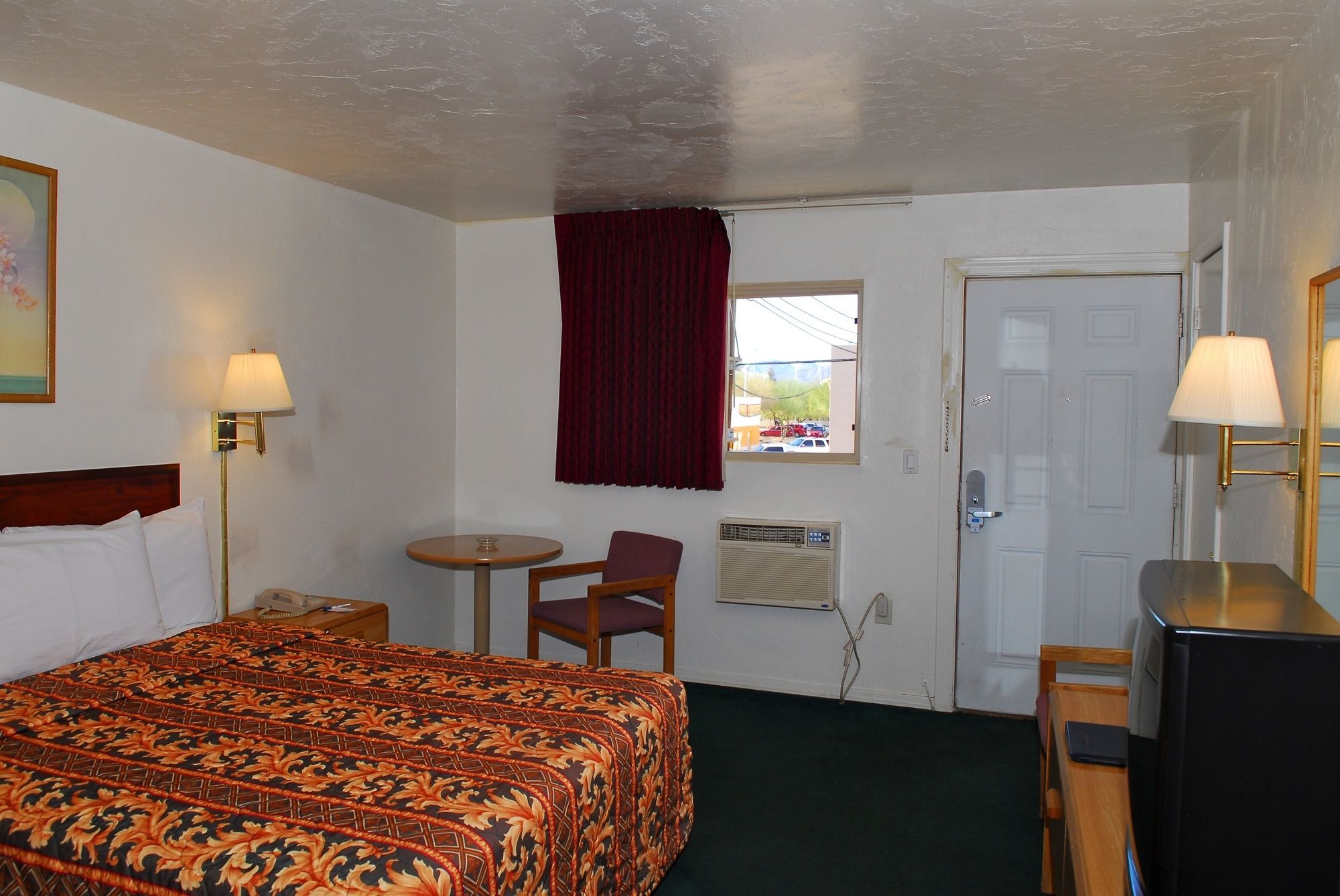 Stone Inn Extended Stay U of A