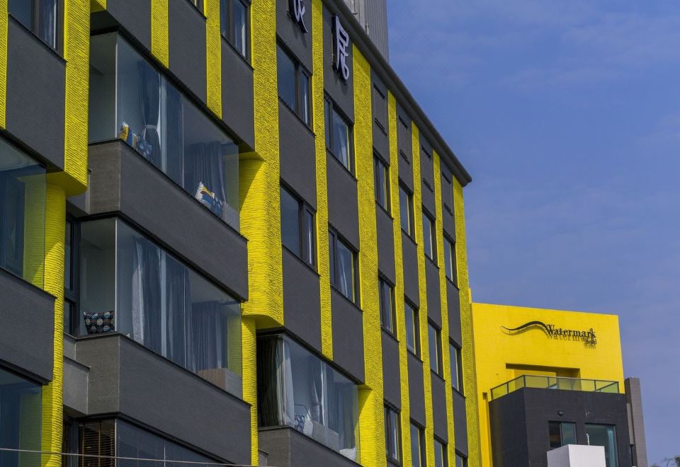 Watermark Hotel 로비