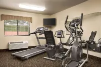 Travelodge by Wyndham Brunswick Near Frederick - Gym