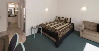 Palm Court Motor Inn Hotels in Rotorua