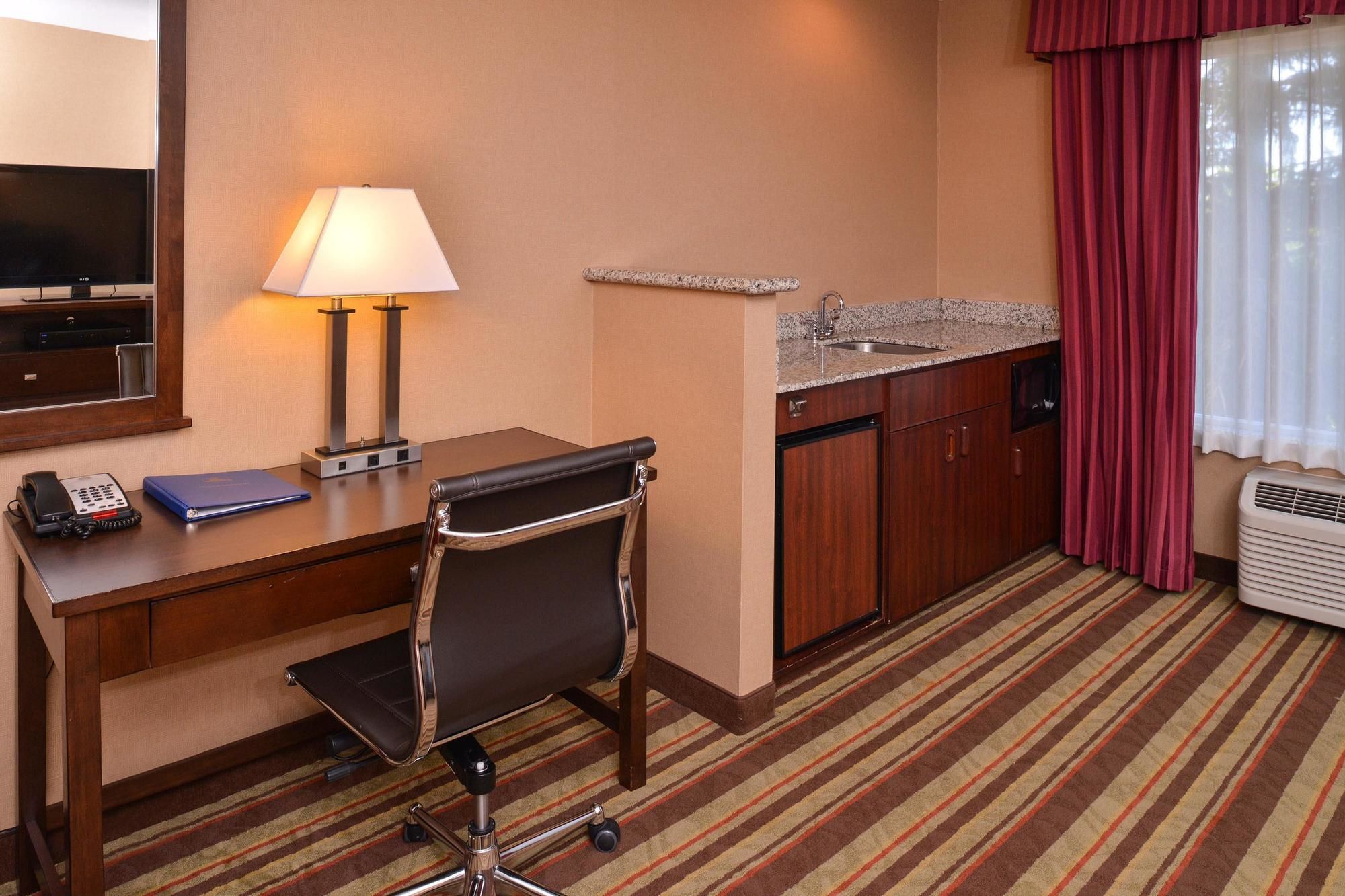 Best Western Wilsonville Inn & Suites