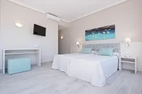 AzuLine Hotel Llevant