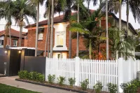 Edward Lodge New Fam Hotels in New Farm