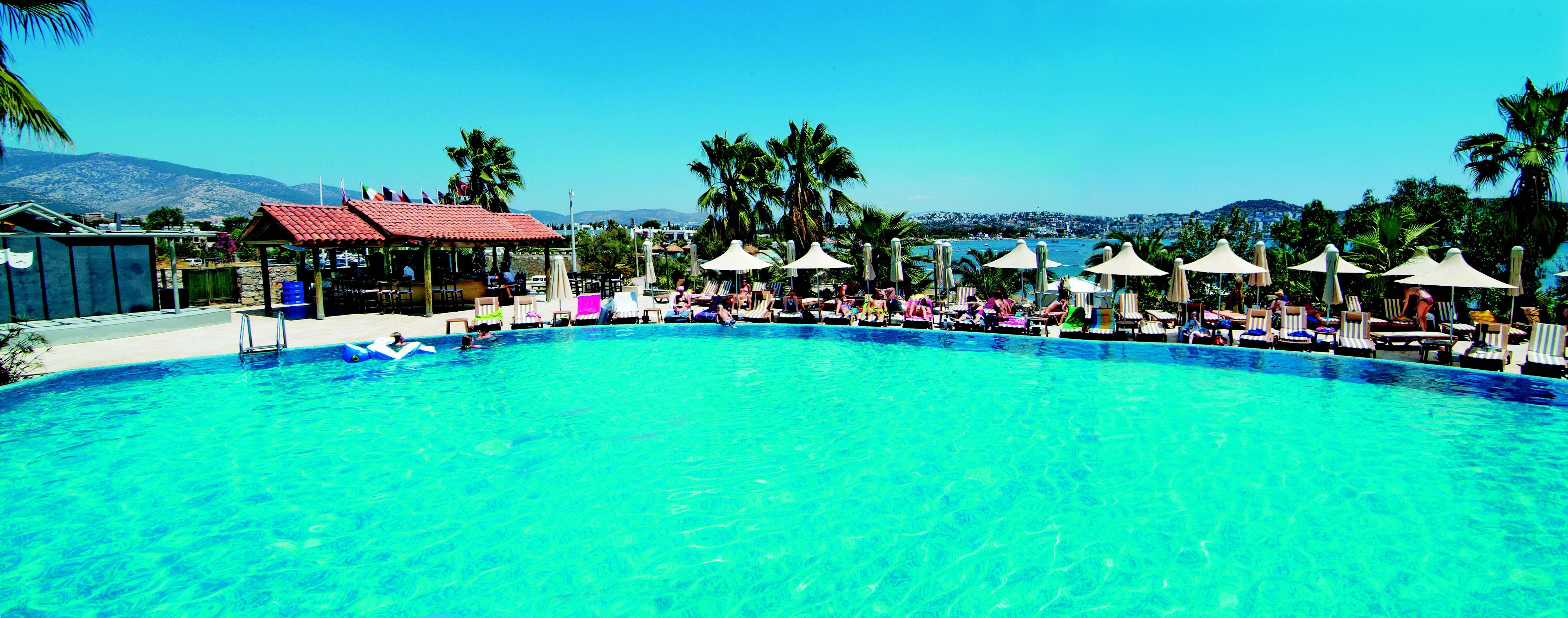 Costa 3S Beach Club Herşey Dahil