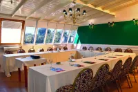 Ramada by Wyndham Buenos Aires Hotels in Tigre