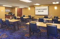 Courtyard Detroit Warren Các khách sạn ở Warren