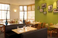Holiday Inn BASINGSTOKE by IHG - breakfast