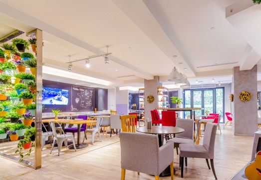 1. 캄파닐레 호텔 ..