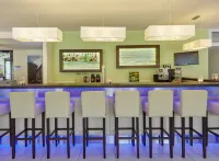 โรงแรม Holiday Inn Express Neunkirchen บาย IHG - ที่มีบาร์