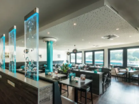 Rheinterrassen Hotel Café Restaurant Hotels in Widdig