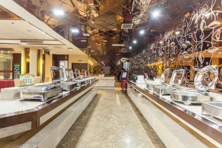 Junhong Hostel Отели рядом с достопримечательностью «Kaifaqu Pedestrian Street»