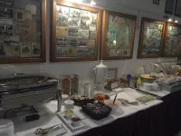 Hotel Gasthof Goldener Hahn - breakfast