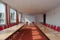 Opal Hotel Hotels in Neubrucke
